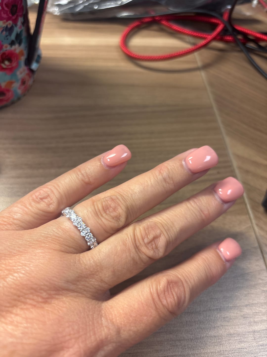 Customer photo review of S925 Moissanite 2.5 Ct Round Cut Full White/Green Stone Wedding Band for Women