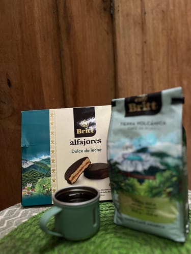 Customer photo review of Alfajor Relleno De Dulce De Leche Cubierto De Chocolate Oscuro Britt