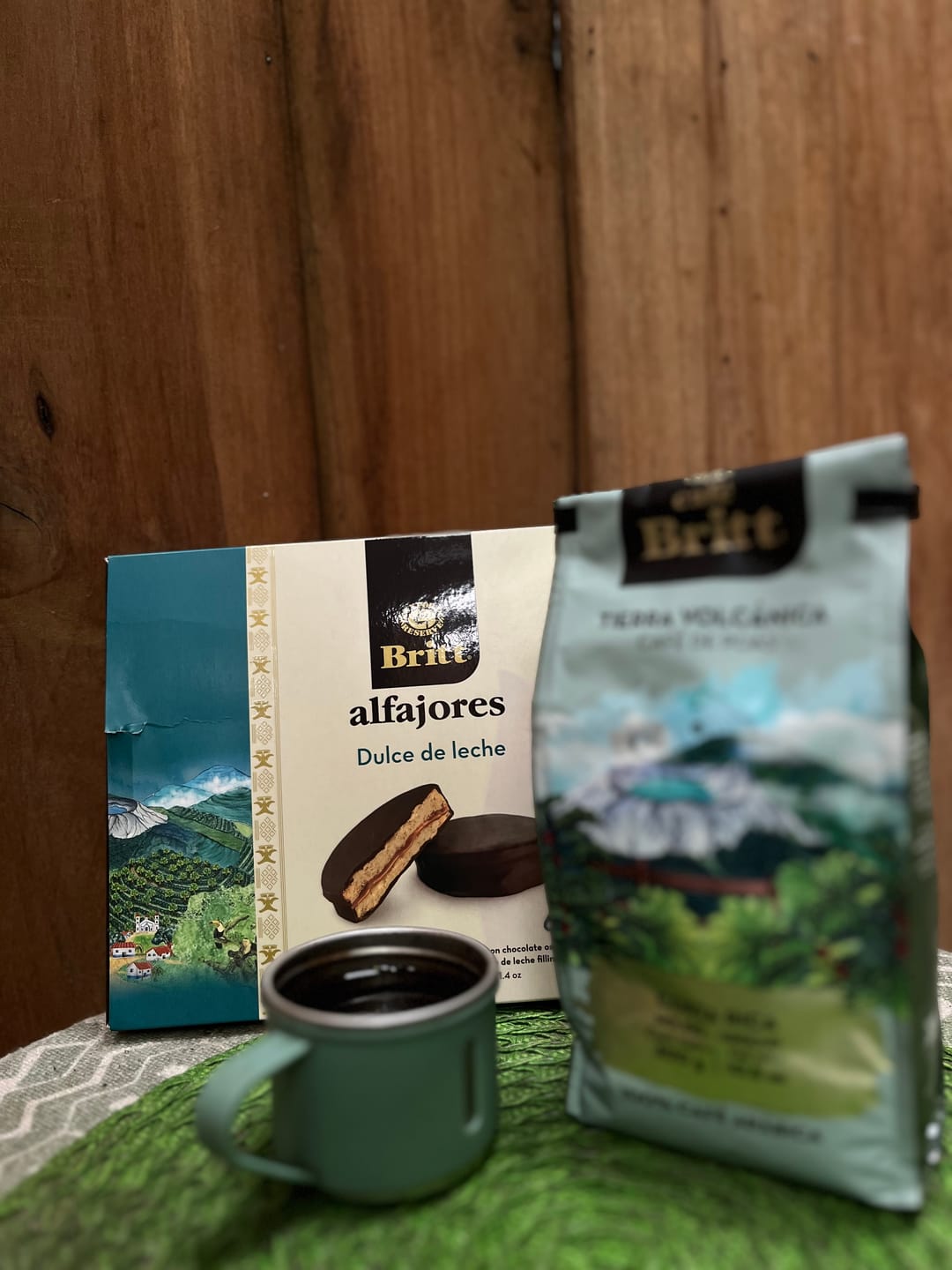 Customer photo review of Alfajor Relleno De Dulce De Leche Cubierto De Chocolate Oscuro Britt