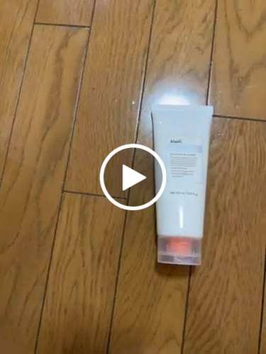 Customer video review of Freshly Juiced Vitamin Mask Cleanser