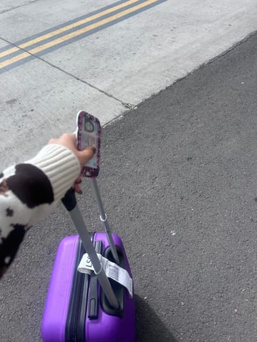 Customer photo review of SWEATER HAILEY VACA