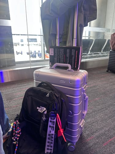 Customer photo review of Carry-On: Aluminum