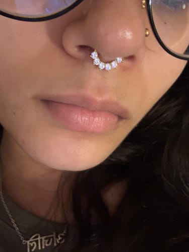 Customer photo review of Ornella Clicker Piercing | Titan