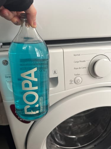 Customer photo review of Detergente de ROPA hipoalergénico