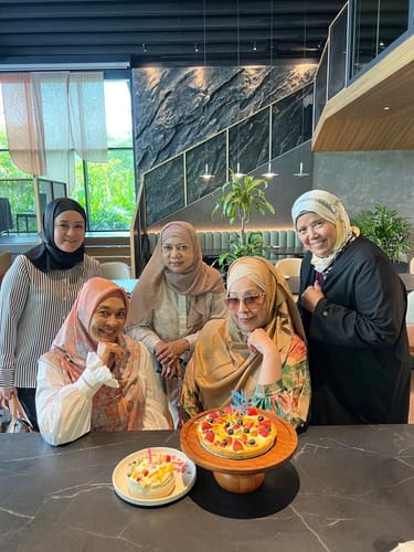 Customer photo review of Signature Fruit Tart (Available in Klang Valley, Seremban & Penang only)