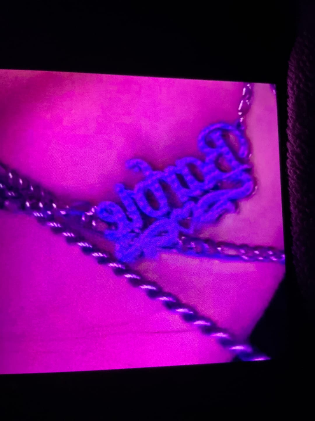 Customer photo review of Double Plated Heart Title Name Necklace w/ Figaro Chain
