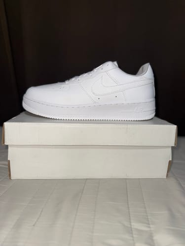 Customer photo review of Tenis Air Force 1 Blanco Total 1.1 Premium