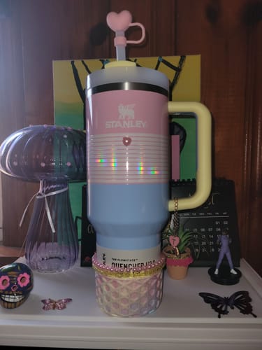 Customer photo review of Girlhood WAFFLE Tumbler Boot -fits 20-40oz
