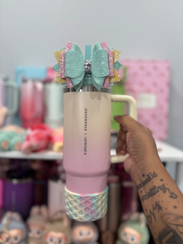 Customer photo review of ALPACA WAFFLE Tumbler Boot -fits 20-40oz