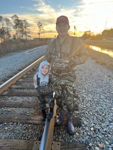 Customer photo review of MarshWarrior Chest Waders Men's Waterfowl Hunting 200 Gram 3M Thinsulate Neoprene Waders