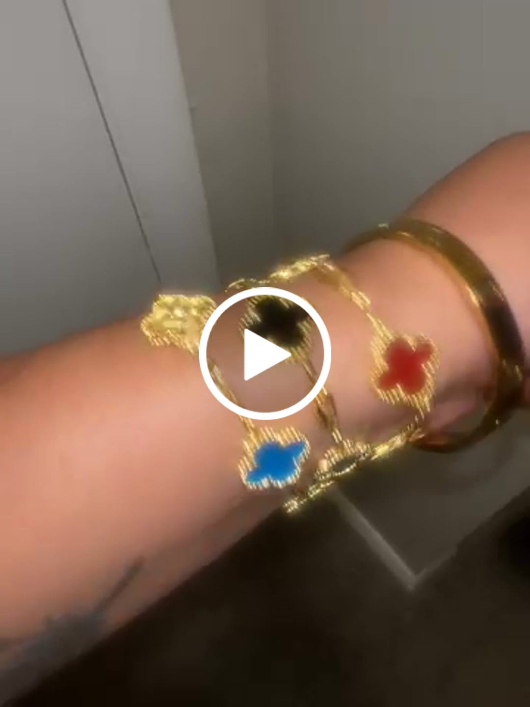 Customer video review of Eternity Victoria Necklace