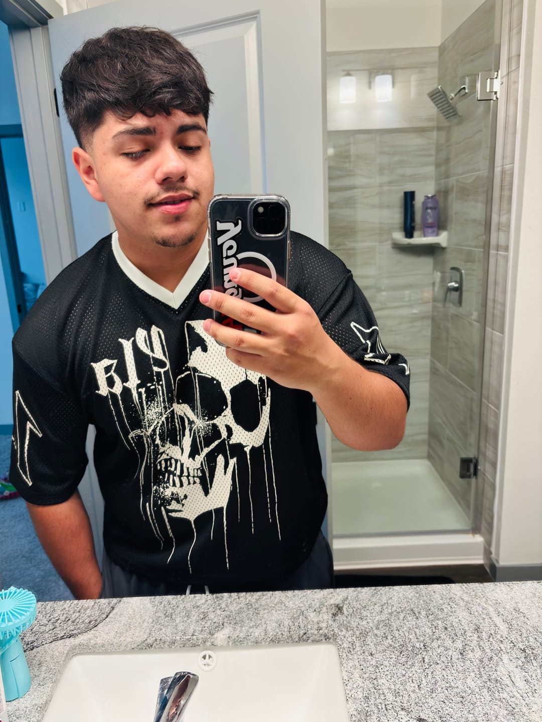 Customer photo review of 4015 - Drippy Skull Jersey
