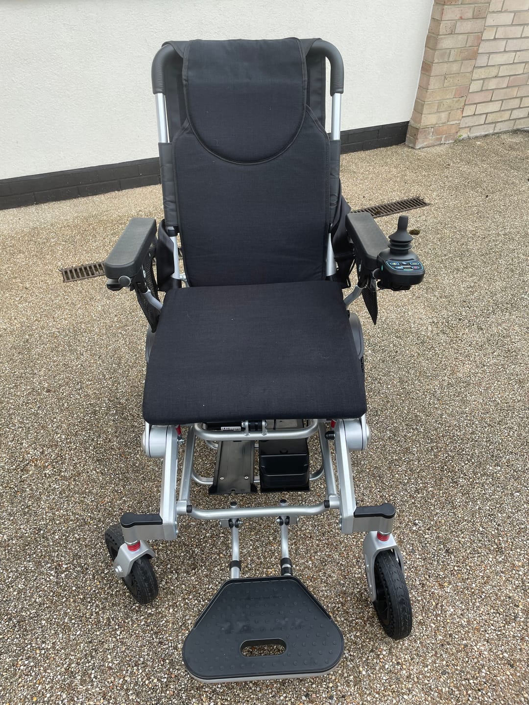 Customer photo review of Automatic Folding Lightweight Electric Wheelchair Freedom Elite AF