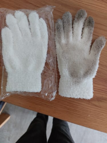 Customer photo review of TruWASH Dusting Gloves (2 Pack!)