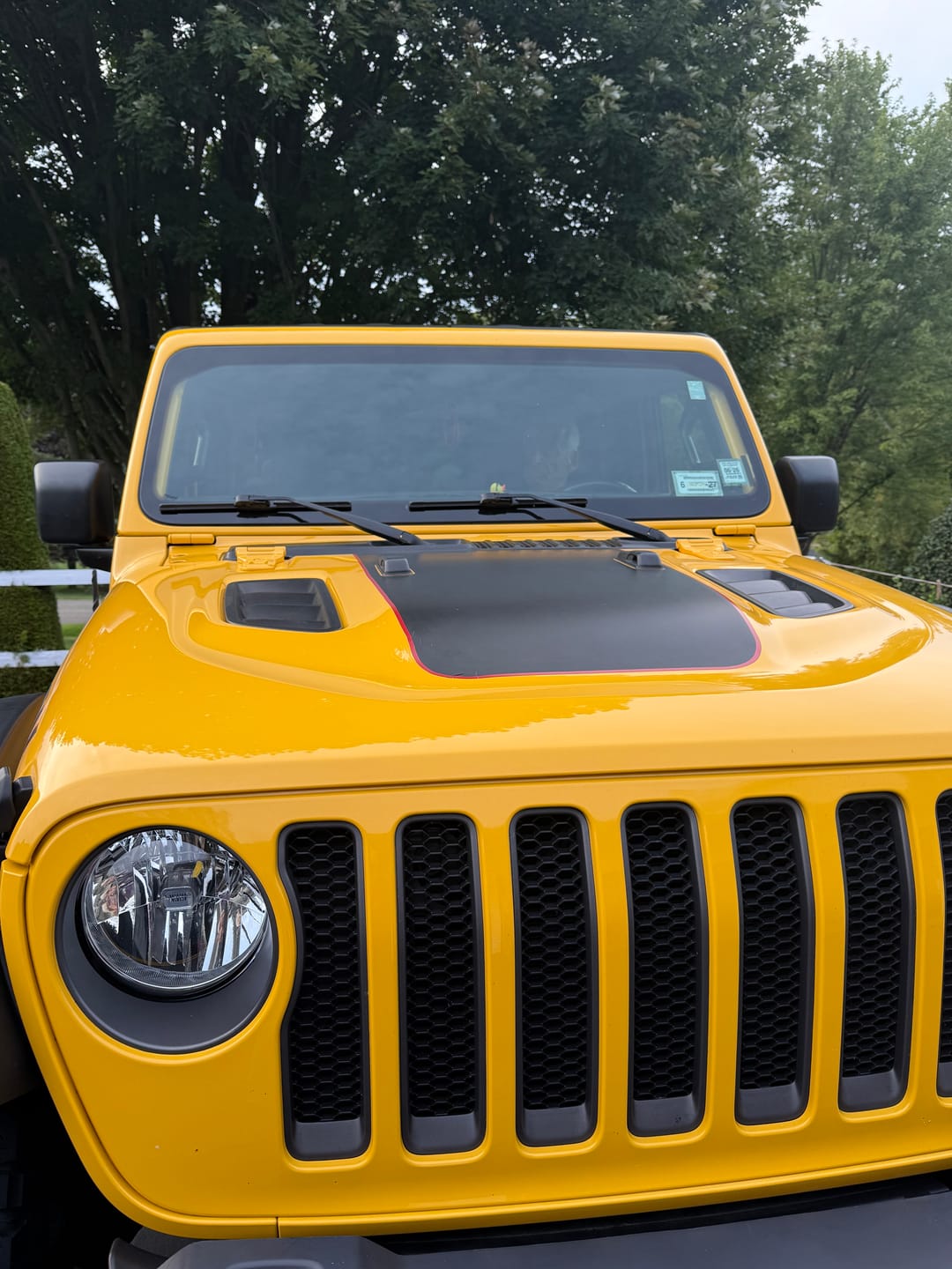 Customer photo review of Hood Graphic for RUBICON | Matte Black - fits Wrangler JL & Gladiator JT