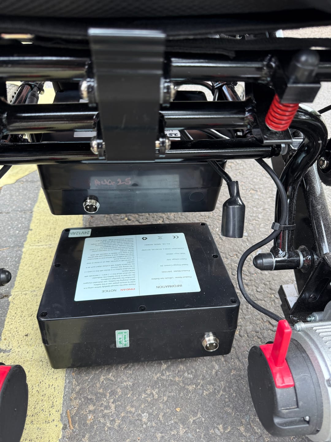 Customer photo review of 24V 12Ah Lithium-ion Battery for V1 Freedom Pro and Elite Powerchair
