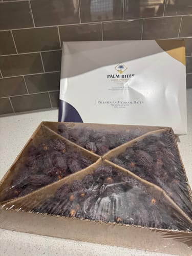 Customer photo review of Palestinian Medjool Dates 🇵🇸