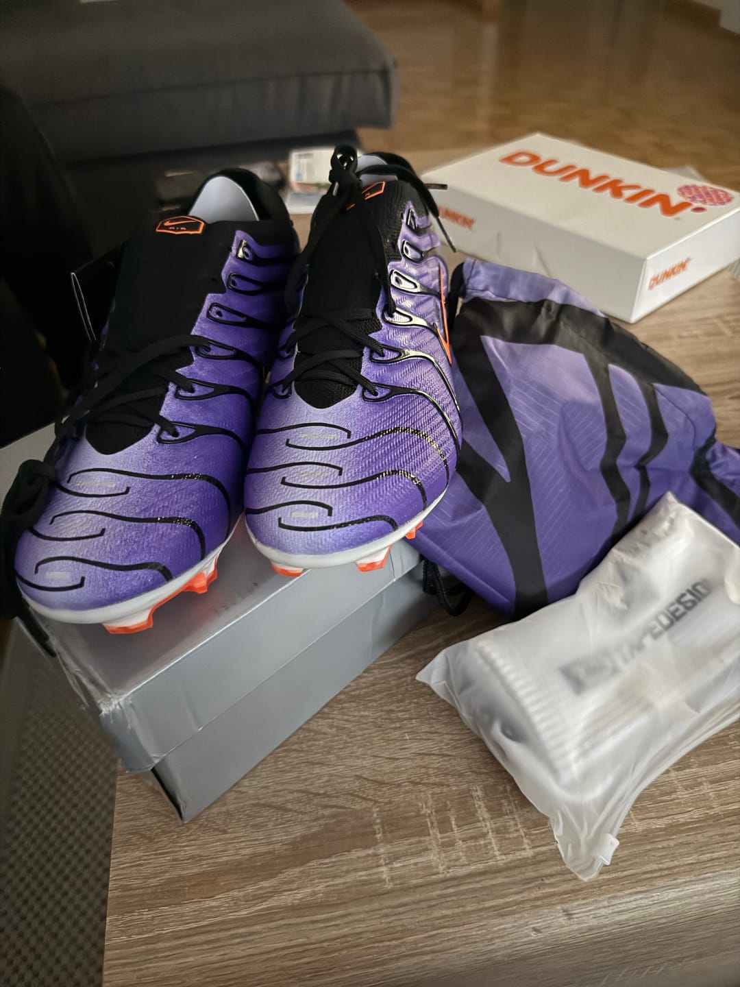 Customer photo review of Vapor 15 Elite FG 'Air Mercurial TN - Voltage Purple' Violet