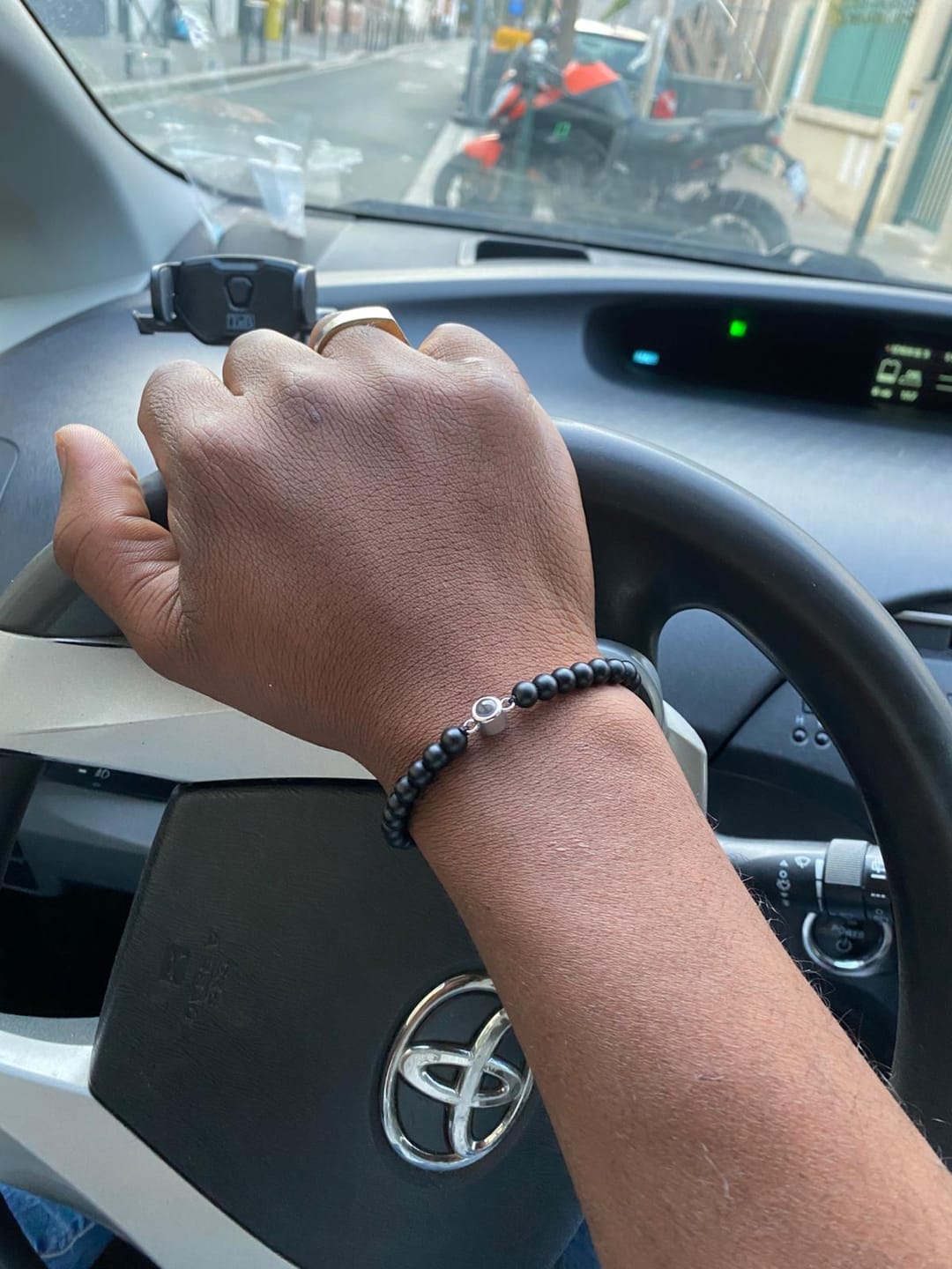 Customer photo review of Minimalist Photo Bracelet