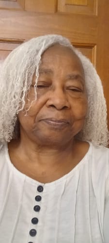 Customer photo review of Deep Conditioner – Anti-Frizz Formula with Mongongo Butter & Lotus Flower to Fight Humidity for Smooth, Hydrated Curls | Luscious Lotus 🌸