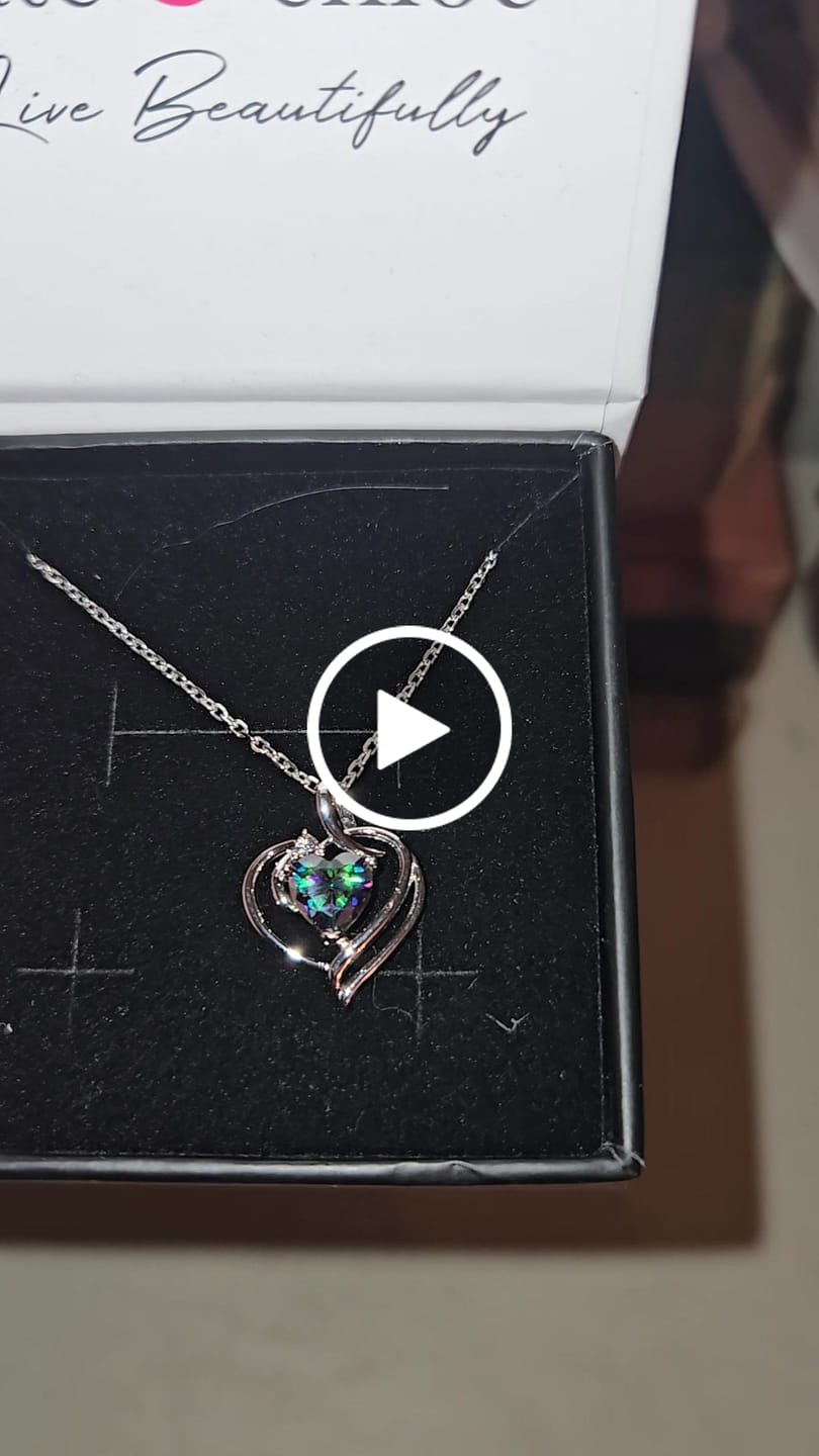 Customer video review of Regina 18k White Gold Plated Blue Heart Necklace with Swarovski Crystals