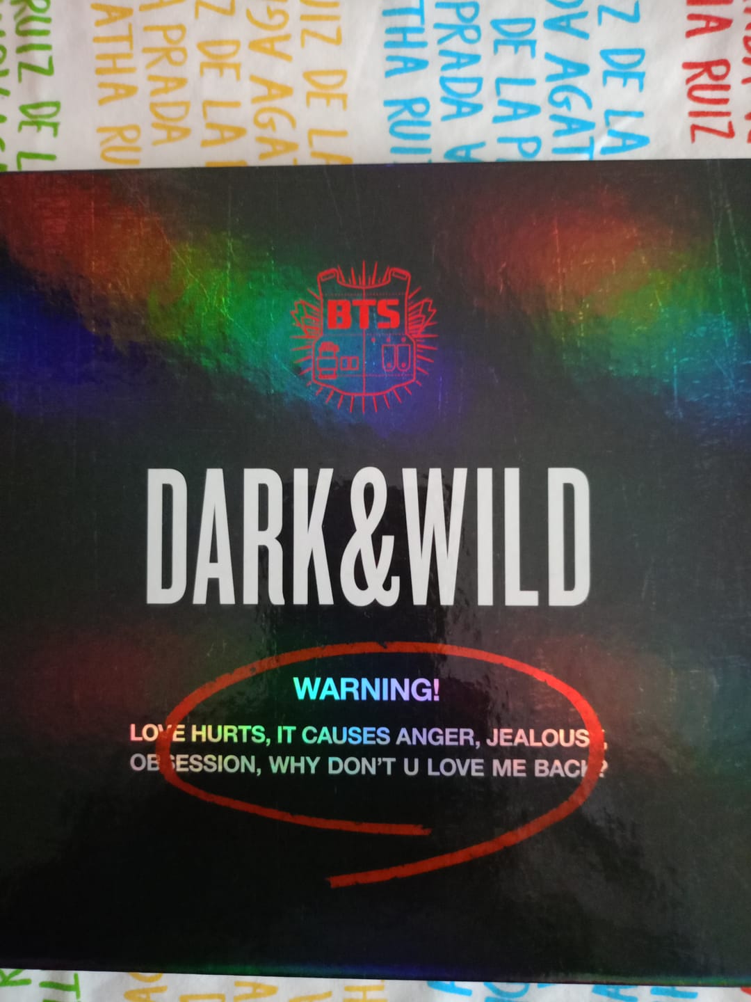 Customer photo review of BTS - 1ST FULL ALBUM DARK & WILD