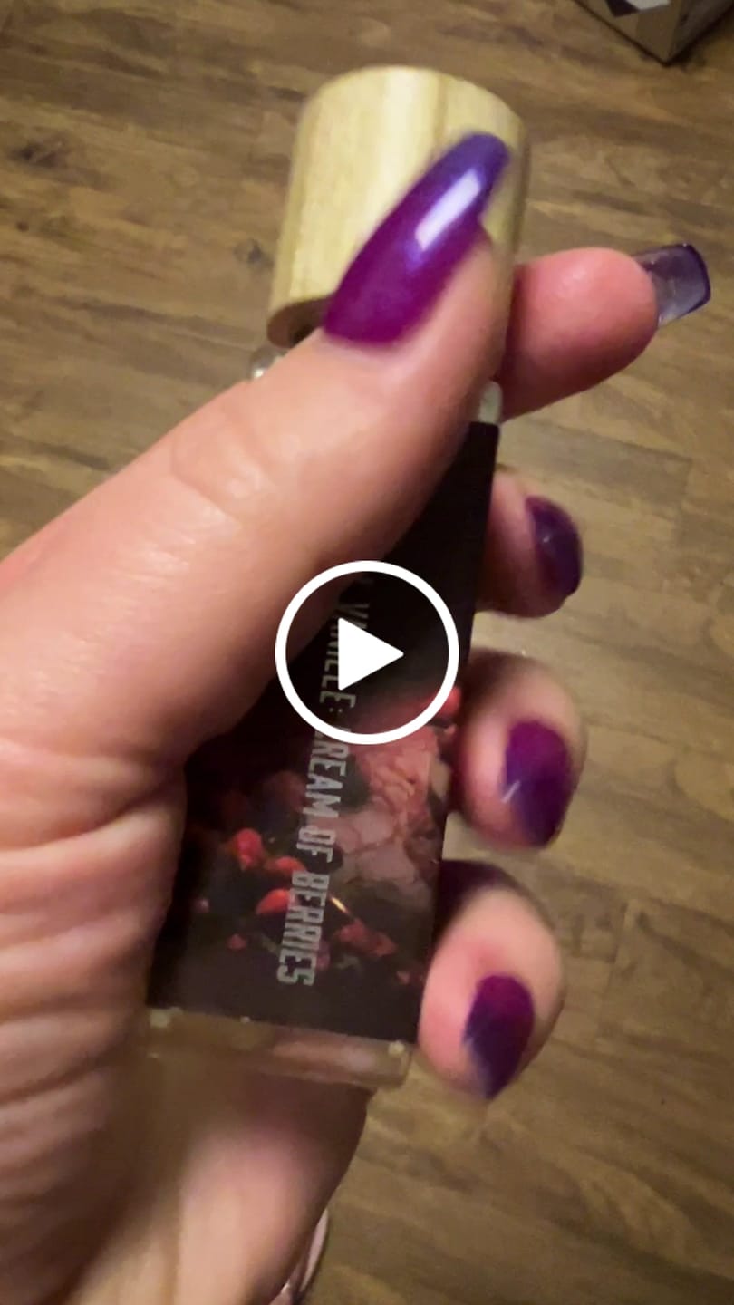 Customer video review of Accidental Vanille: Cream Of Berries