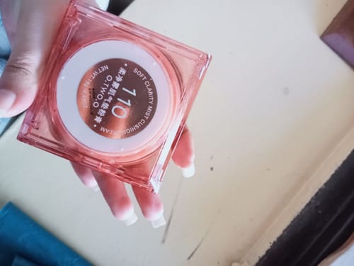 Customer photo review of O.TWO.O POLISHED SOFT CLARITY MIST CUSHION CREAM