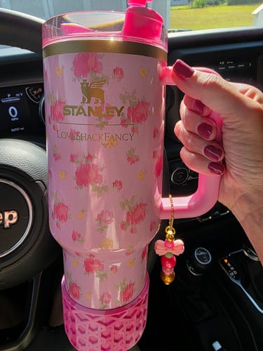 Customer photo review of WAFFLE Bubblegum Tumbler Boot -fits 20-40oz NEW!