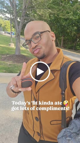 Customer video review of Mens Bold Stripe Contrast Color Knit Casual Waistcoat SKUL16755