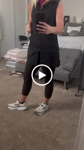 Customer video review of Carefree Lightweight Long Vest