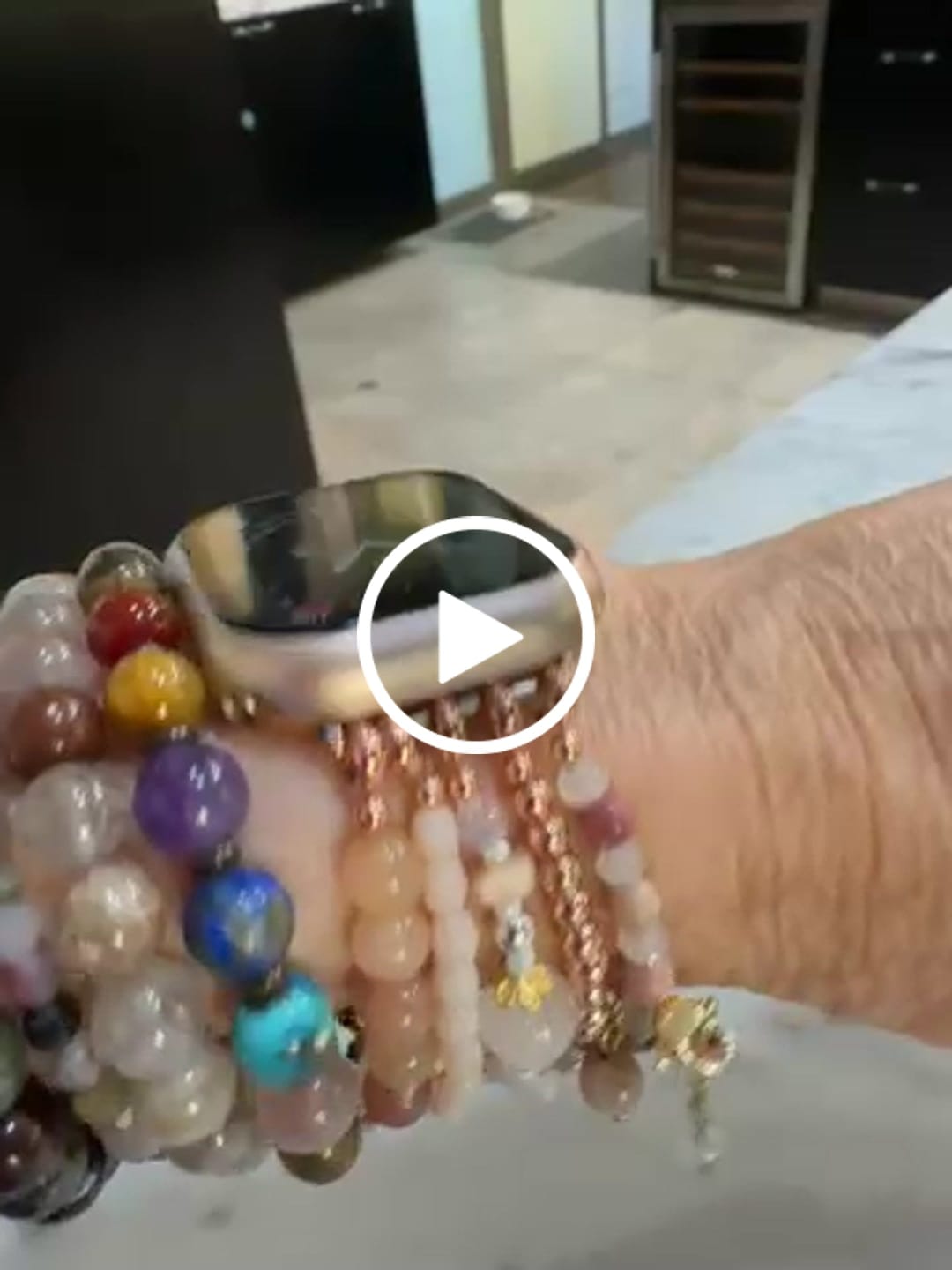 Customer video review of Burgundy Rose Stretch Apple Watch Strap