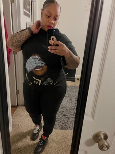Customer photo review of Michael Jackson Cool Graphic T-Shirt/Sweatshirt/Hoodie