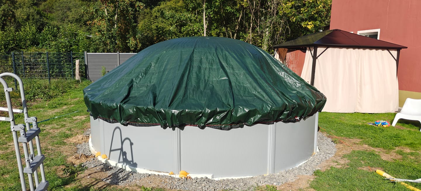 Customer photo review of Planenfux® Poolkissen XXL