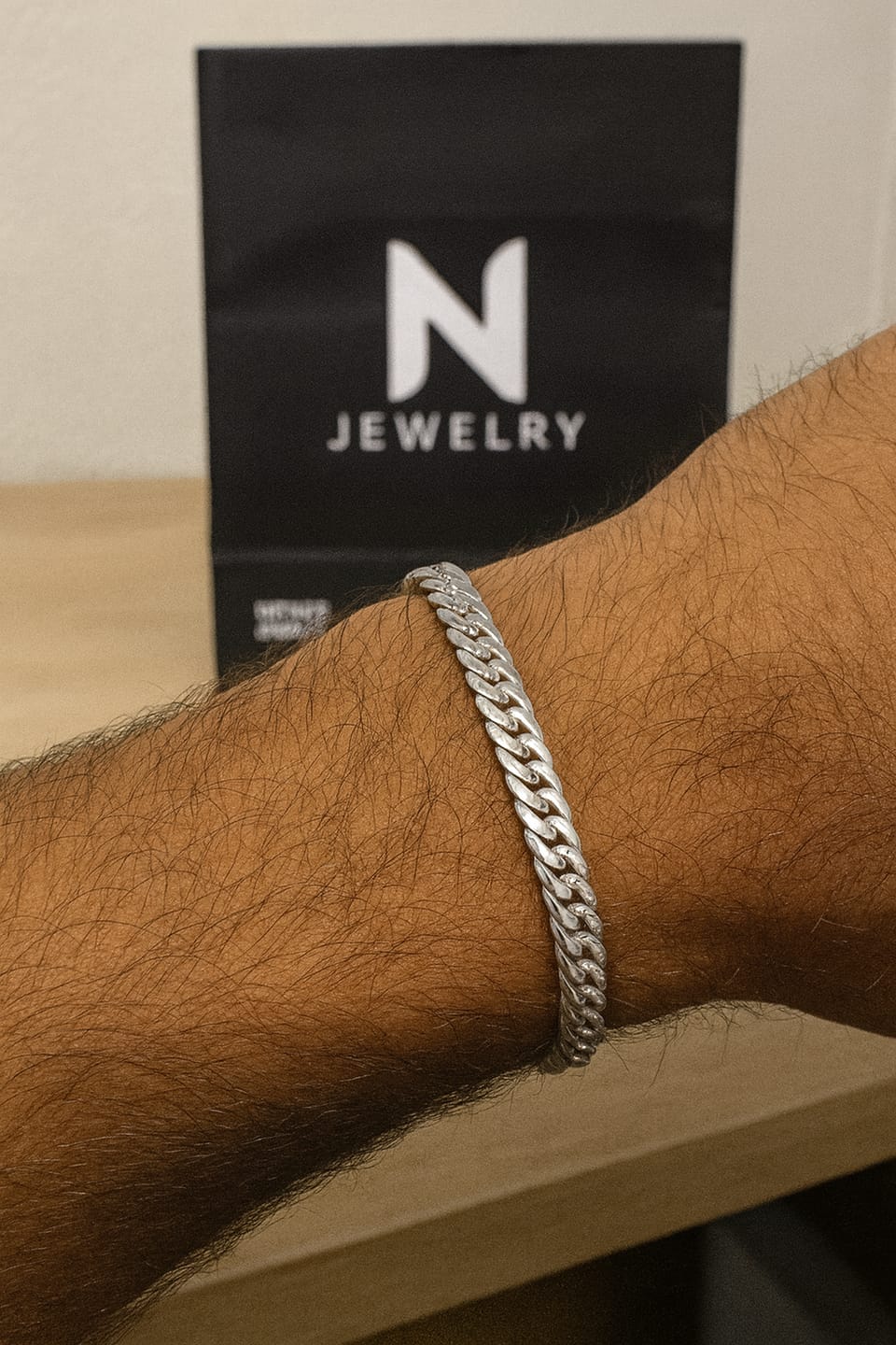 Customer photo review of Pulsera Malla 5mm en Plata 950 para Hombre – Estilo Elegante y Atemporal
