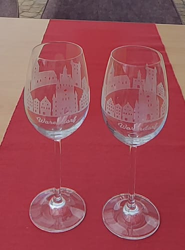 Kundenbewertung mit Foto zu Leonardo Weingläser mit Skyline Warendorf Gravur im Set