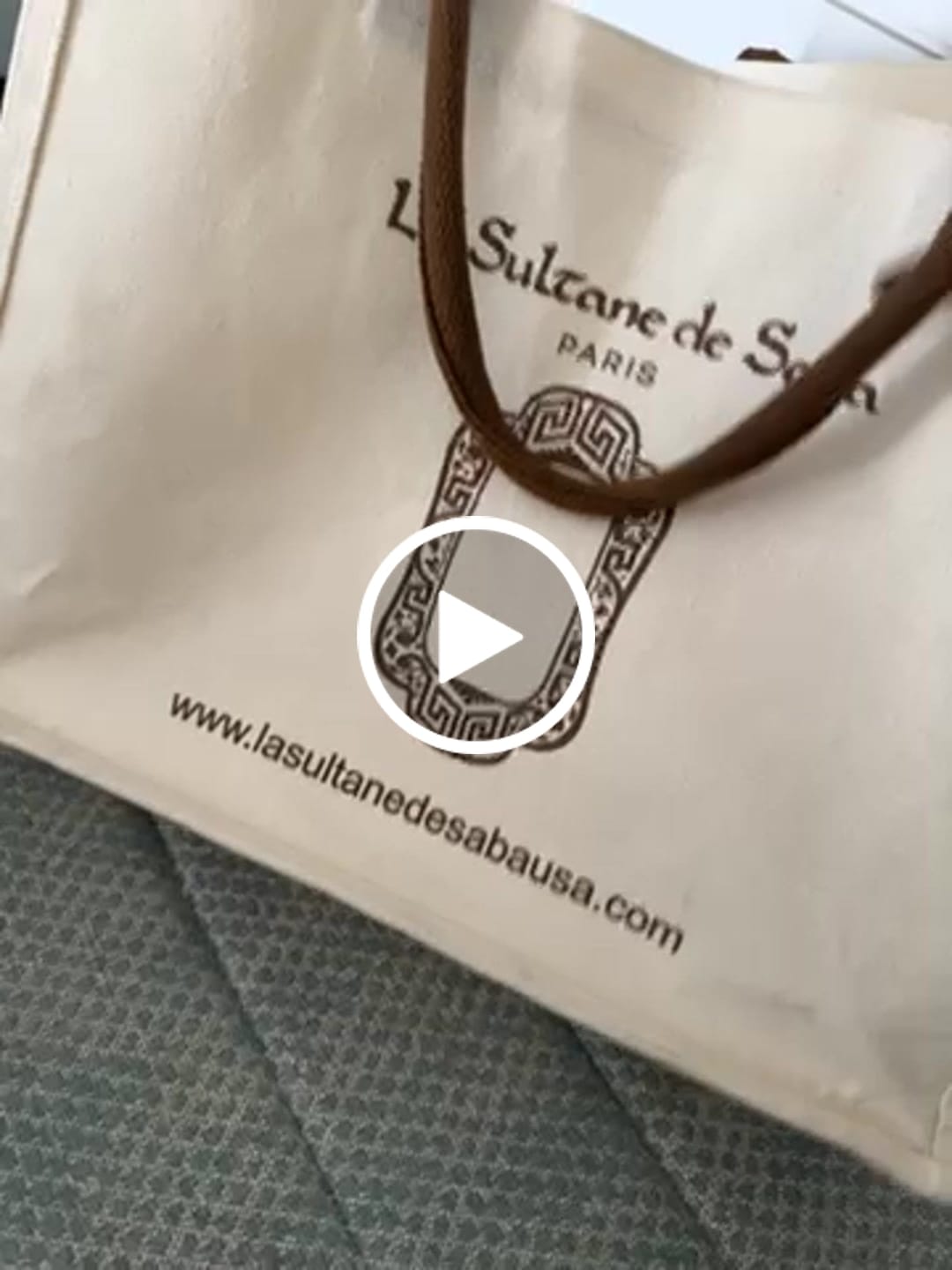 Customer video review of Luxury Summer Tote Bag - La Sultane de Saba