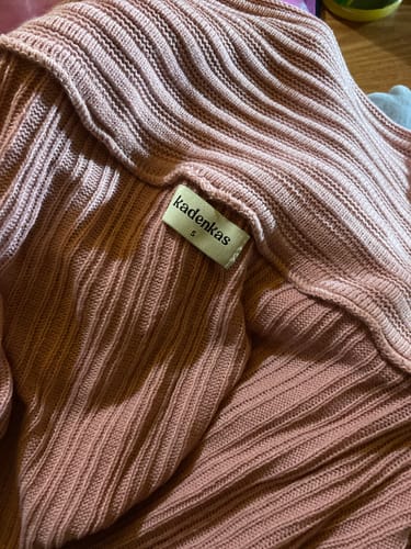 Customer photo review of SWEATER LINA ROSADO