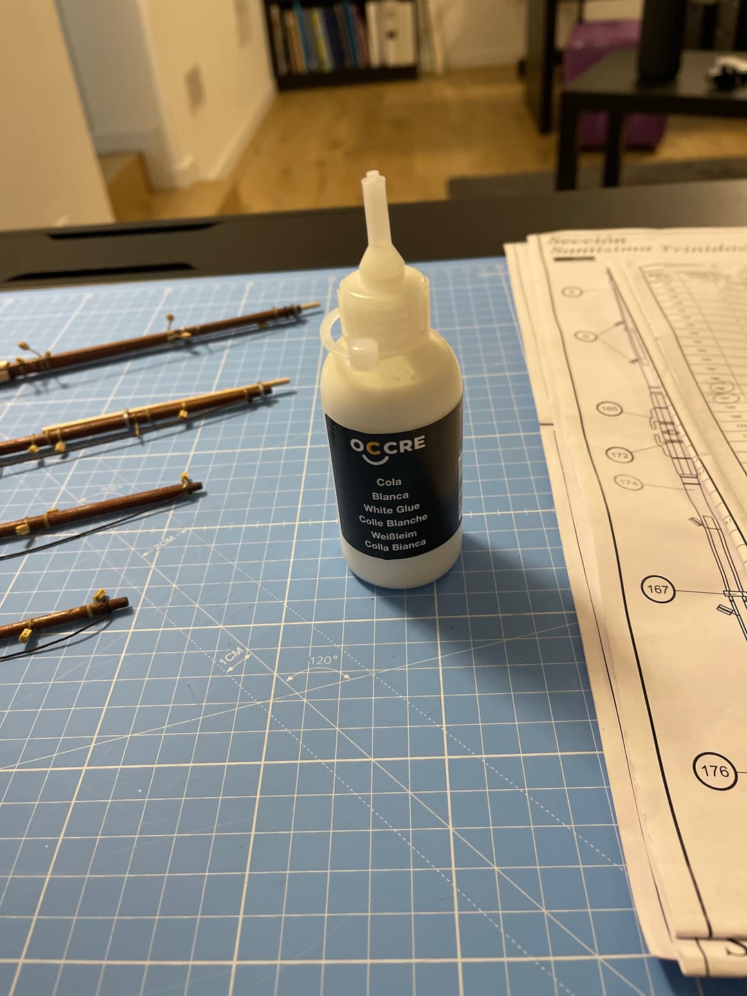 Customer photo review of Cola blanca 100 ml