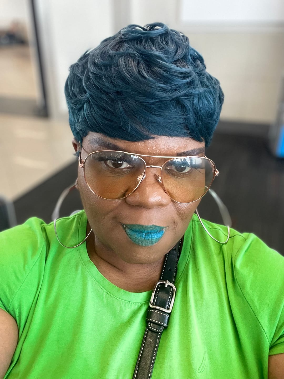 Customer photo review of Outre Wigpop Full Wig - LACEY