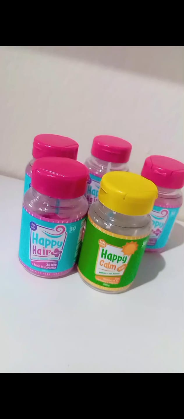 Customer photo review of Happy Hair 6 Potes + 6 Potes Grátis + 1 Melatonina + 1 Colágeno + 1 Happy Calm (Total 15 Potes)