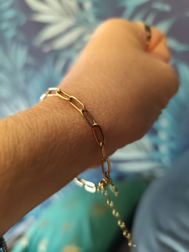 Customer photo review of Paperclip Bracelet