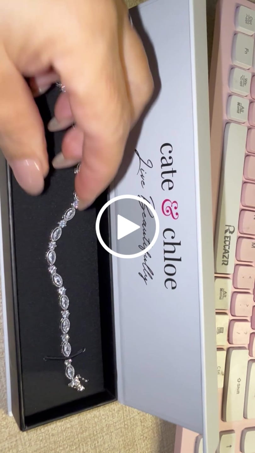 Customer video review of Moira 18k White Gold Plated Tennis Bracelet with Simulated Diamond Crystals