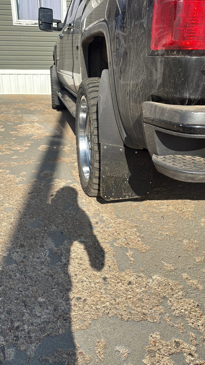 Customer photo review of Trigger Industries Standard Height Mud Flaps