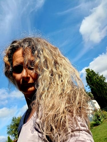 Customer photo review of 8% Apple-Wonder Haarseife (Haarglanz & fluffig-weiches Haar)