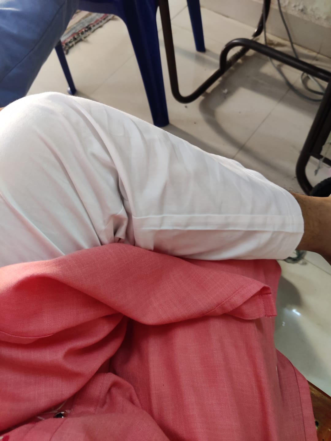 Customer photo review of Women White Straight Fit Formal Pants