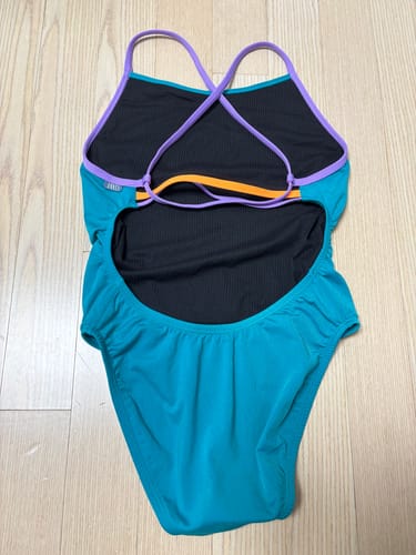 Customer photo review of AIRLIE ONE PIECE || Atlantic|Lilac Haze