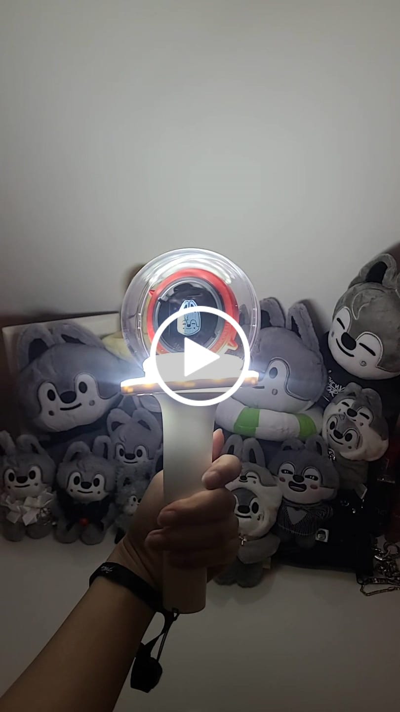 Customer video review of Trendy Kpop Bluetooth LightStick