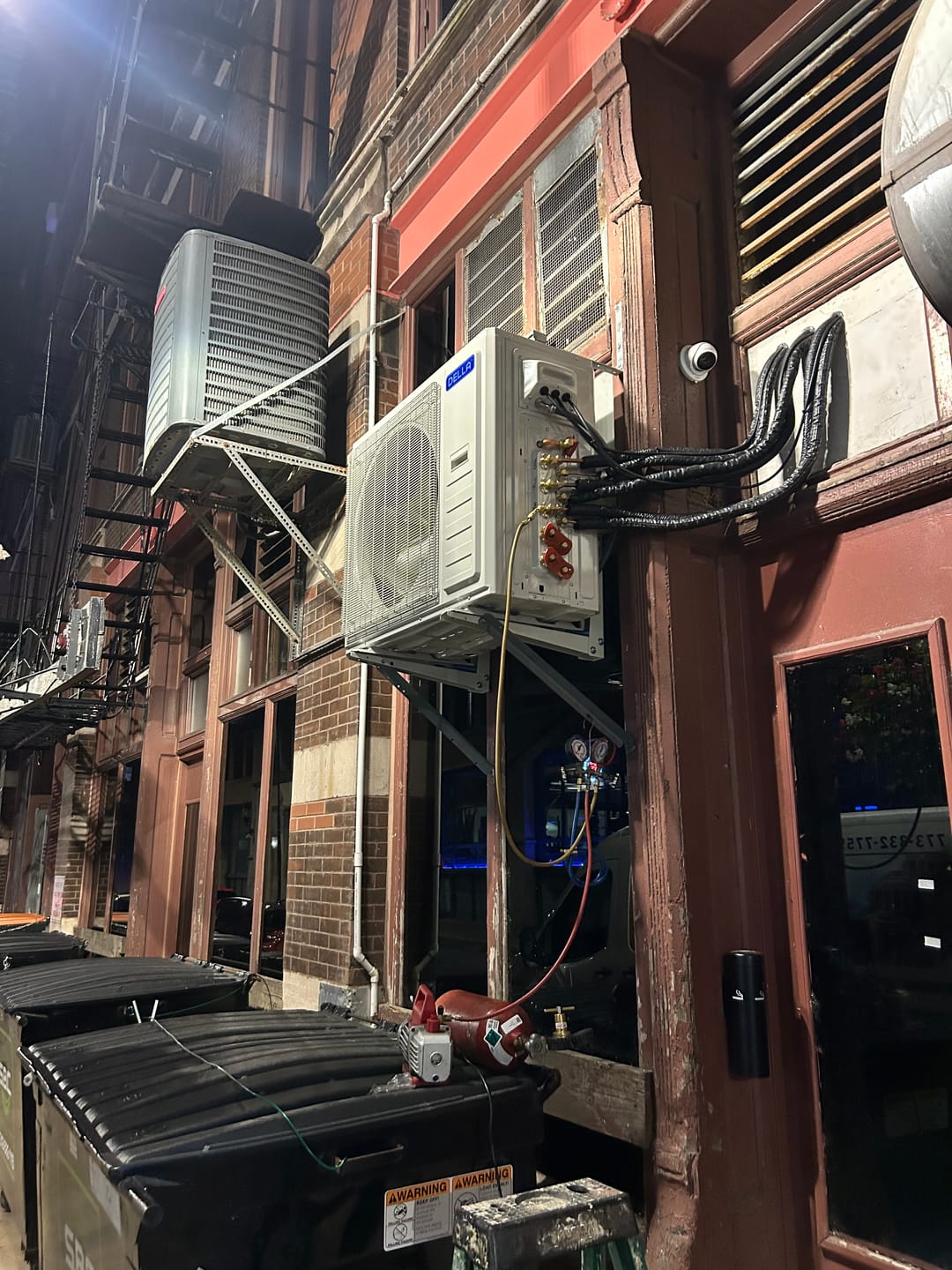 Customer photo review of DELLA 30A & 60A Pull-Out Switch AC Disconnect Boxes