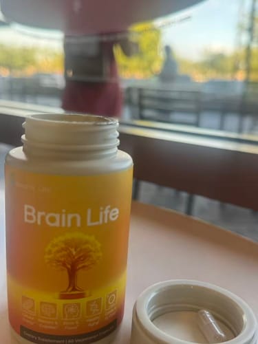 Customer photo review of Brain Life